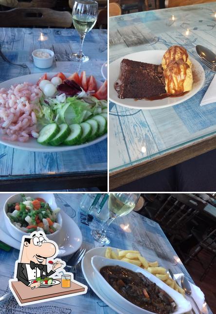 Еда в "Seaview Cafe"