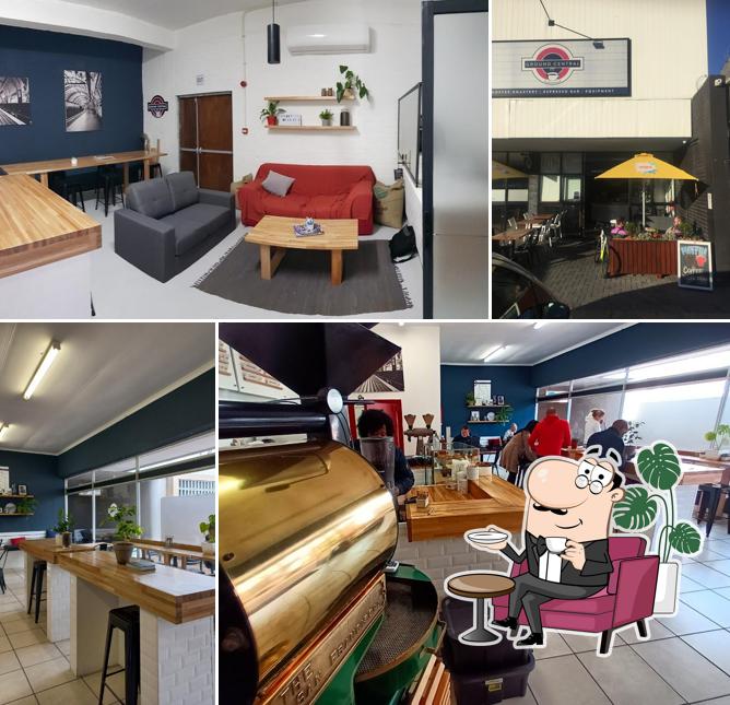 Ground Central Coffee Roasting Company, Cape Town, 5642 Caledon St Restaurant reviews