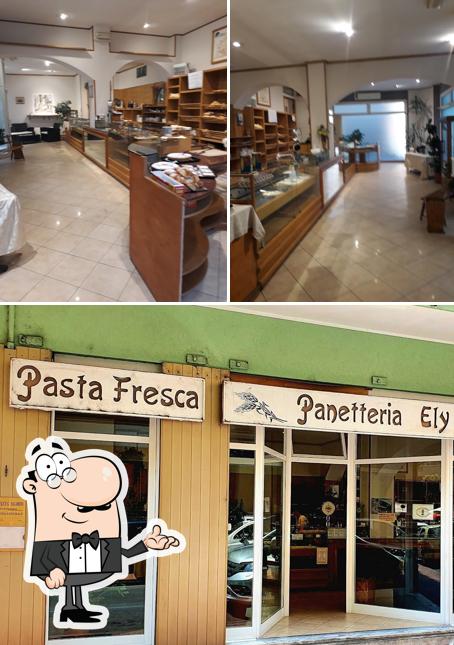 Panetteria Ely si caratterizza per la interni e esterno