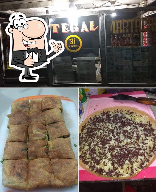 Martabak Telor Dan Manis Khas Tegal Cafe Indonesia