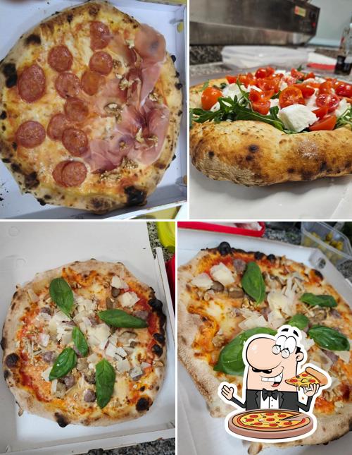 Scegli una pizza a Pizzeria Dino