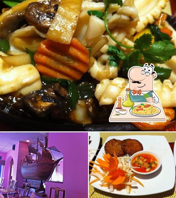 Las fotos de comida y interior en Tuk Tuk Thai