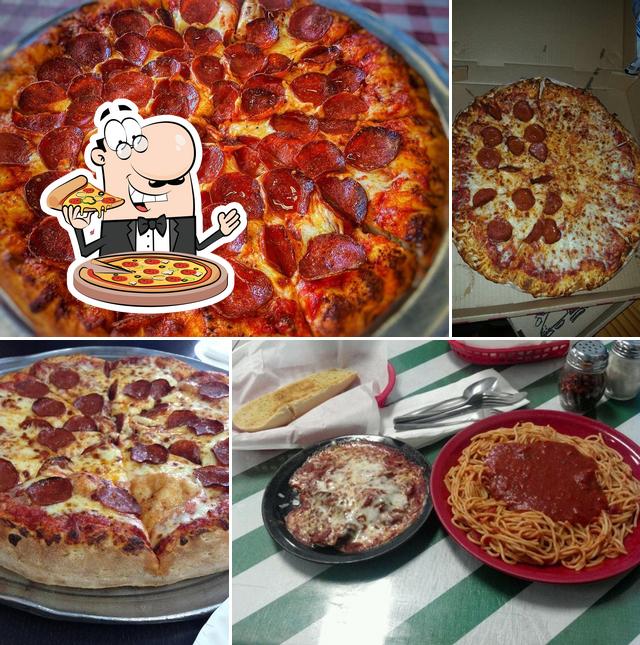 Deli News Pizza in Long Beach Restaurant menu and reviews
