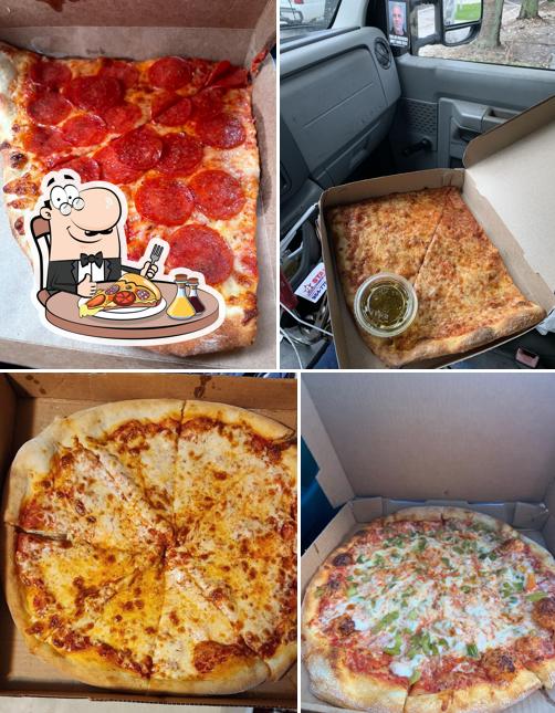 Mr D's Pizza in Plantation Restaurant menu and reviews