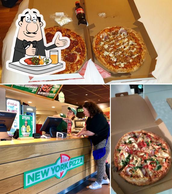 Dies ist das Foto das lebensmittel und innere bei New York Pizza zeigt