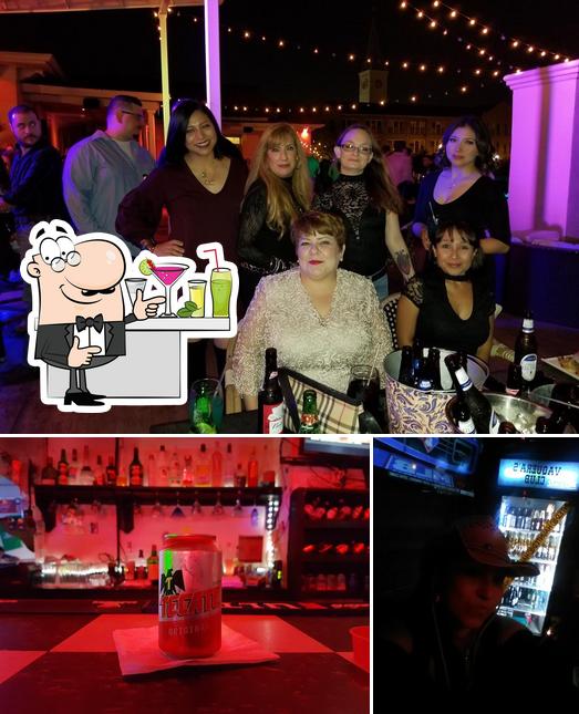 Reyna's Bar in Laredo Restaurant reviews