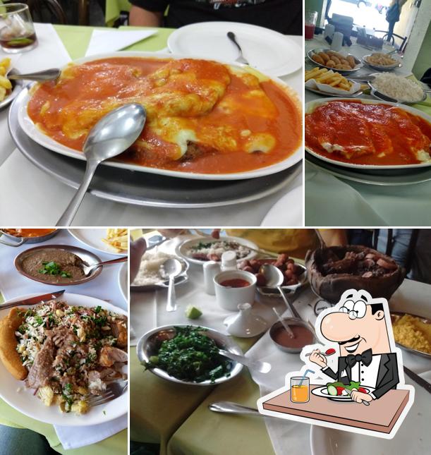 Comida em Raízes De Minas
