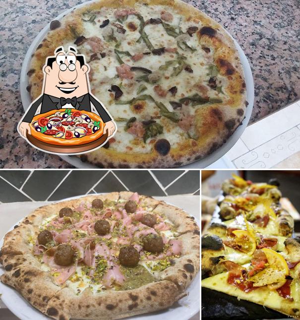 Scegli tra le svariate varianti di pizza