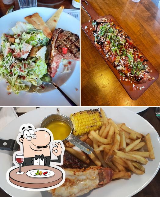 Chuck’s Roadhouse Bar & Grill, 379 Speers Rd in Oakville - Restaurant ...