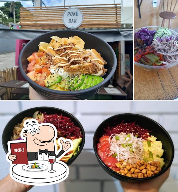 Comida em Poke Bar Cafe