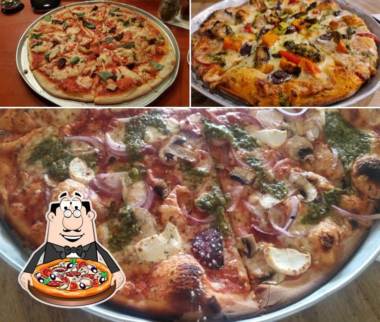 Попробуйте пиццу в "Bardak Pizza Bar"