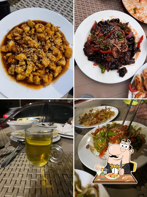 Nourriture à Chinese Muslim Restaurant 中国穆斯林餐厅 مطعم المسلم الصينى 中國穆斯林餐廳