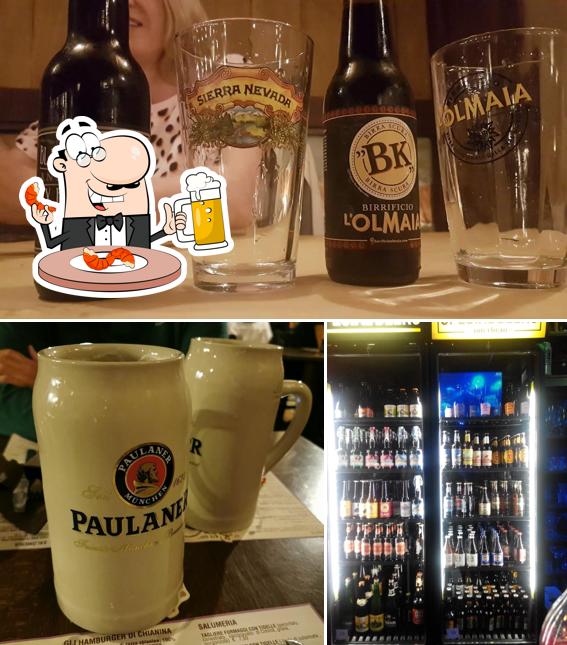 Puoi prenderti un rinfrescante bicchiere di birra chiara o scura