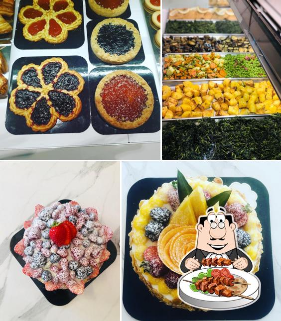 Platti al Golden Pasticceria