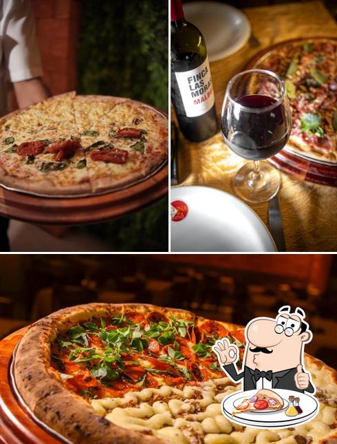 Peça diferentes estilos de pizza