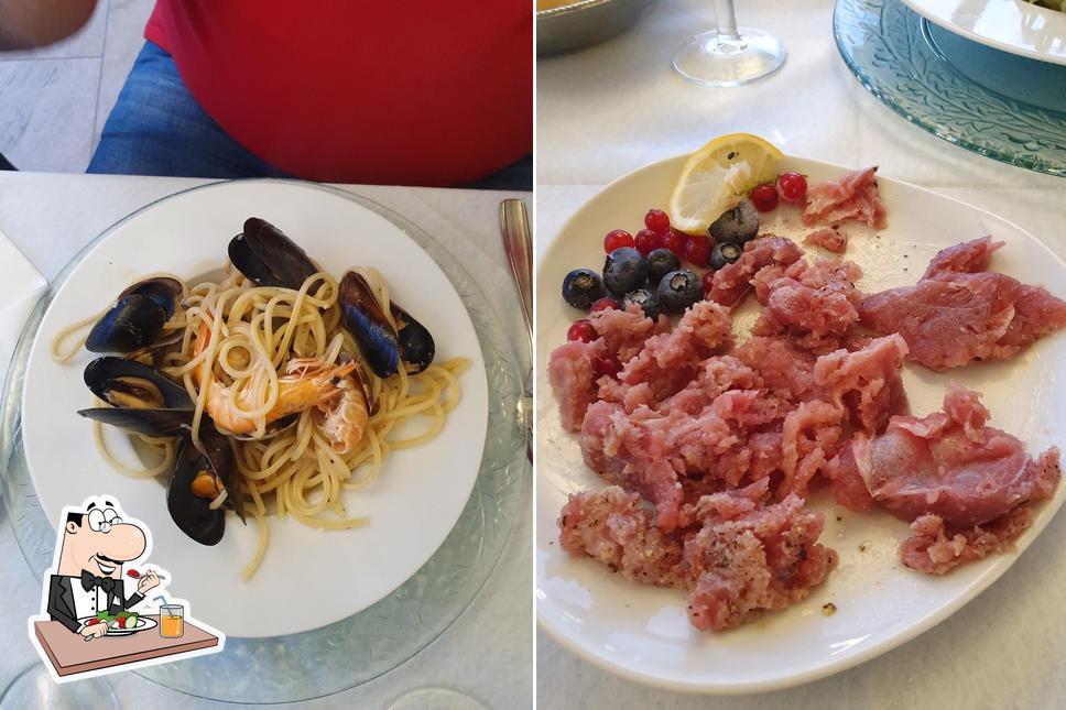 Platti al Albergo Ristorante La Lampara