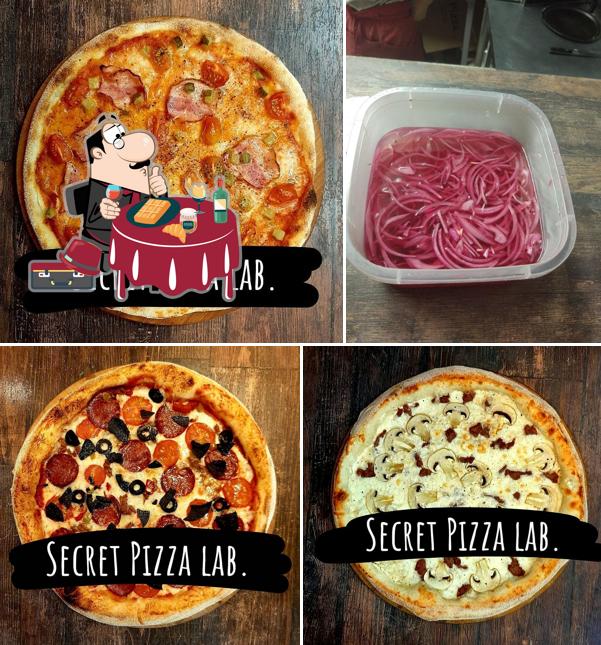Вафли в "Secret Pizza lab."