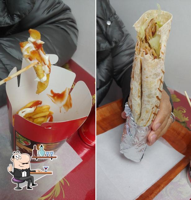 Gli interni di Istanbul Kebab