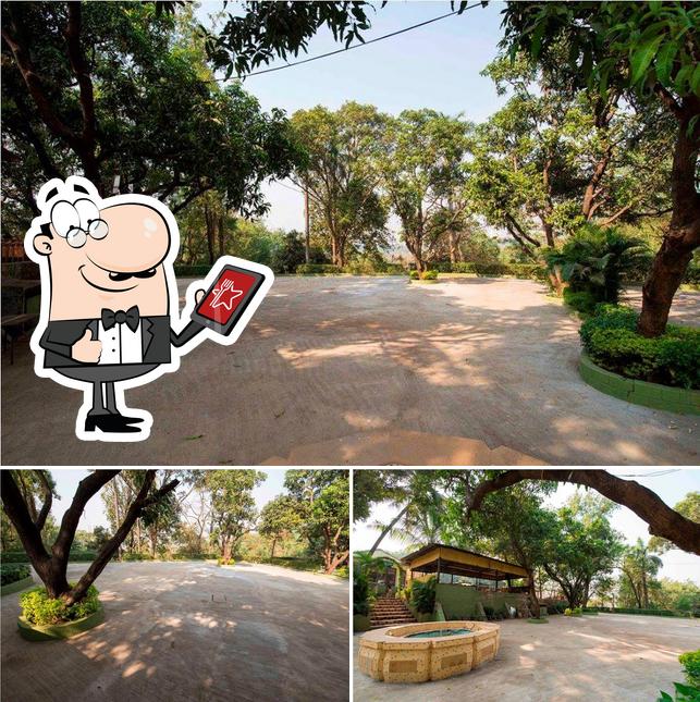 Check out how Aarey Gardens looks outside