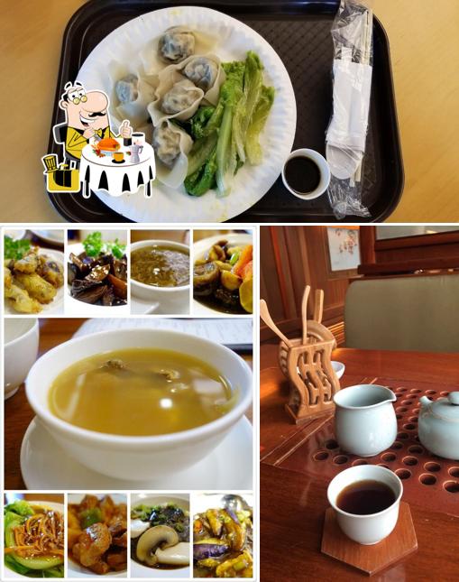 Еда в "Chi Lin Vegetarian"