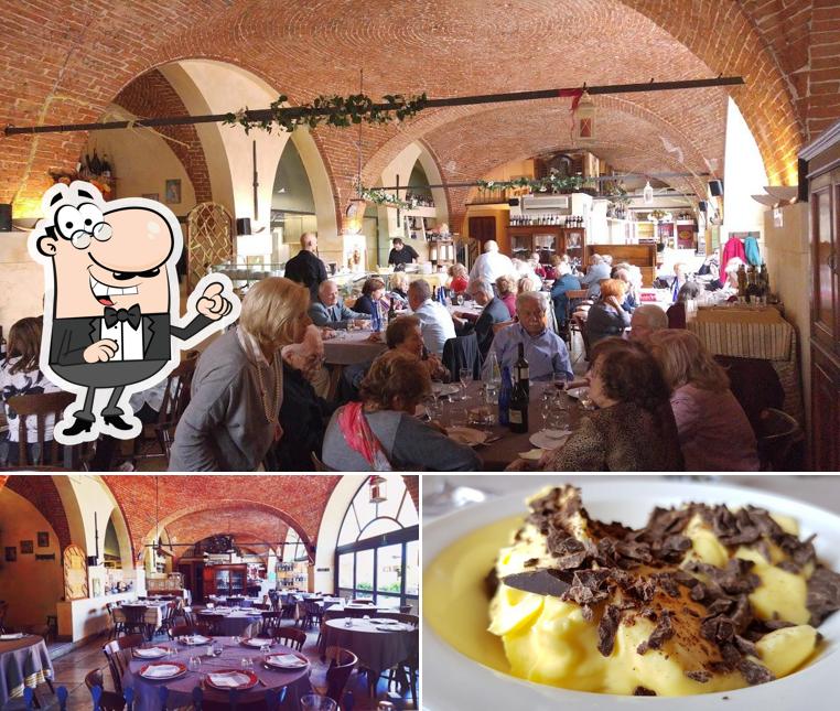 La Corte Dei Molini si caratterizza per la interni e cibo