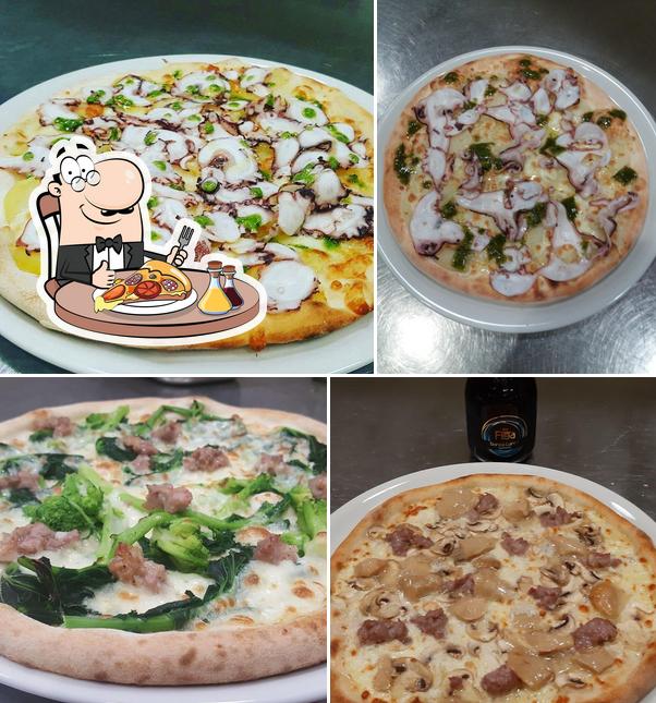 Get pizza at L' Agro Pontino Latina