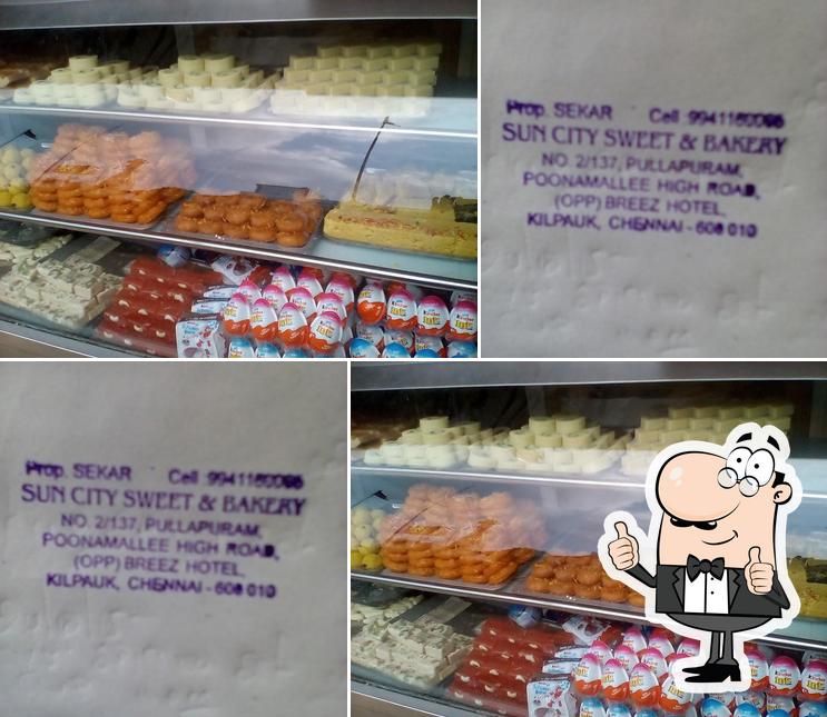 Sun City Sweet and Bakers, Chennai