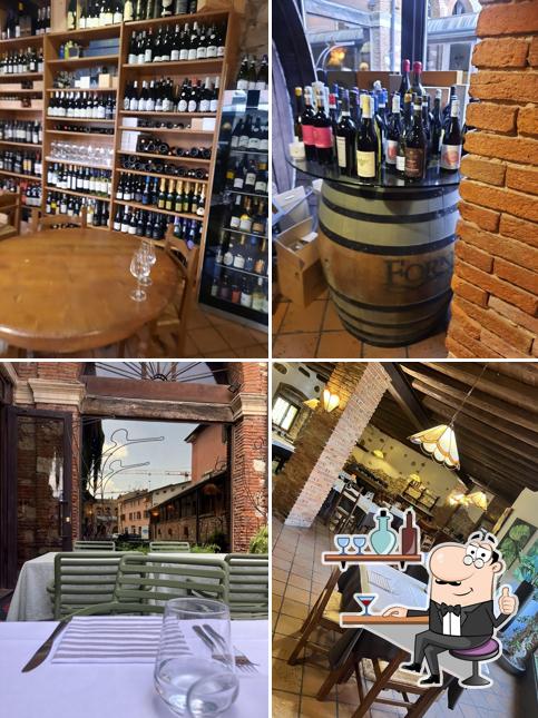 Siediti a un tavolo di Osteria del Mare La Scala