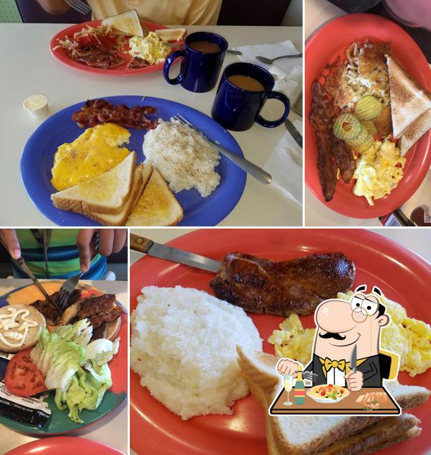 Restaurante Edgewater Waffle Shop, Panama City Beach, 536 N Richard