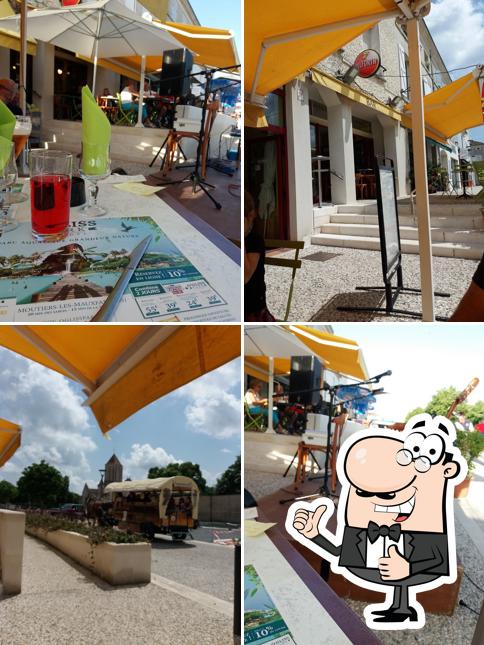 Chez les copains