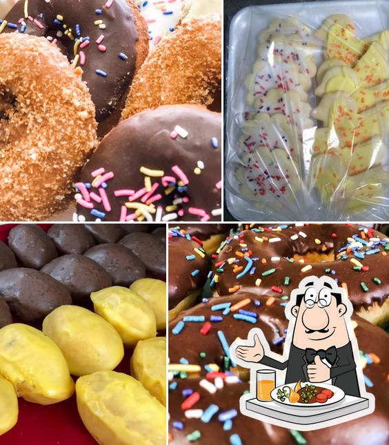 Pedretti's Bakery in Elkader Restaurant menu and reviews