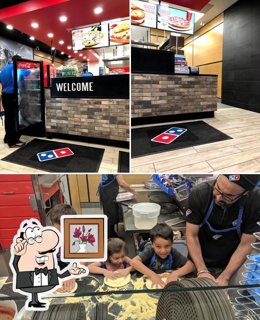 L'intérieur de Domino's Pizza