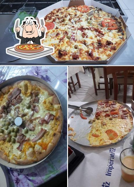 Experimente pizza no Pizzaria Di Nápoli