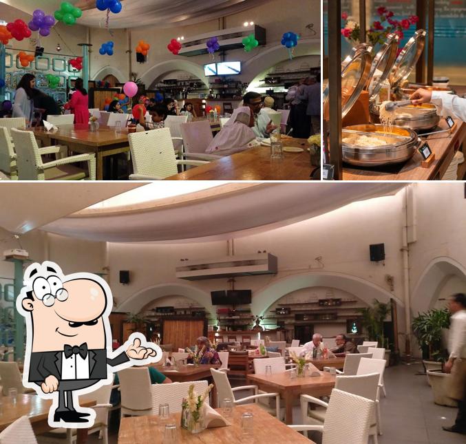Check out how Flamboyanté looks inside