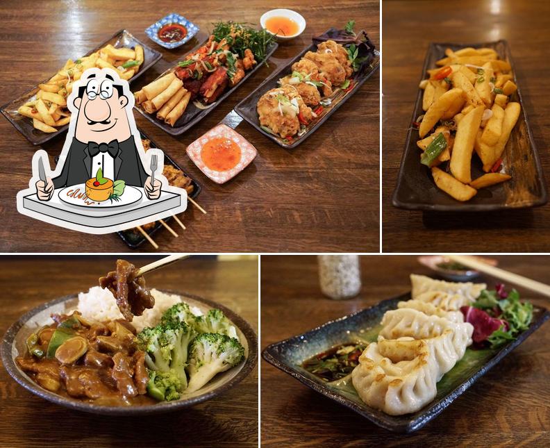 HK Noodles in Enfield Restaurant menu and reviews