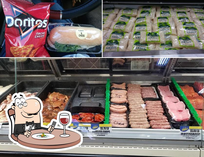 County Market in Dixon Restaurant reviews