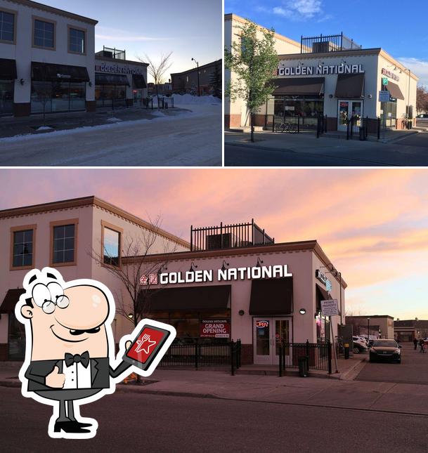 L'extérieur de Golden National Family Restaurant,Calgary