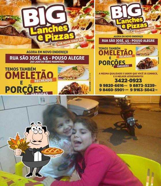 Look at this picture of BIG Lanches