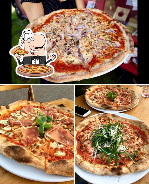 Get pizza at Da Portare Pizza Truck