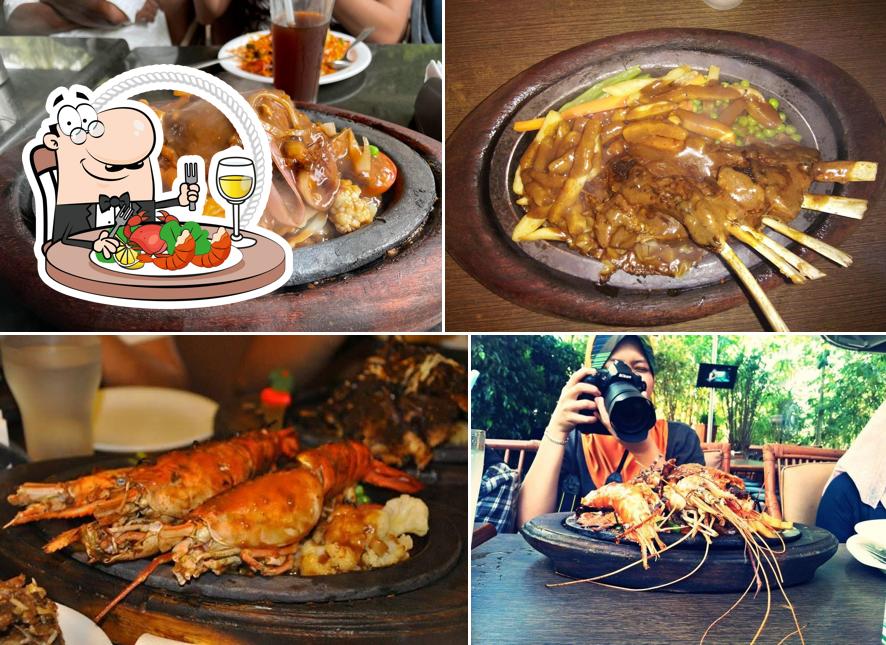 Order seafood at Sizzler Ranch Lal Bagh