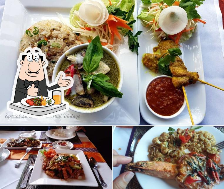 Еда в "Thai Vintage Restaurant"