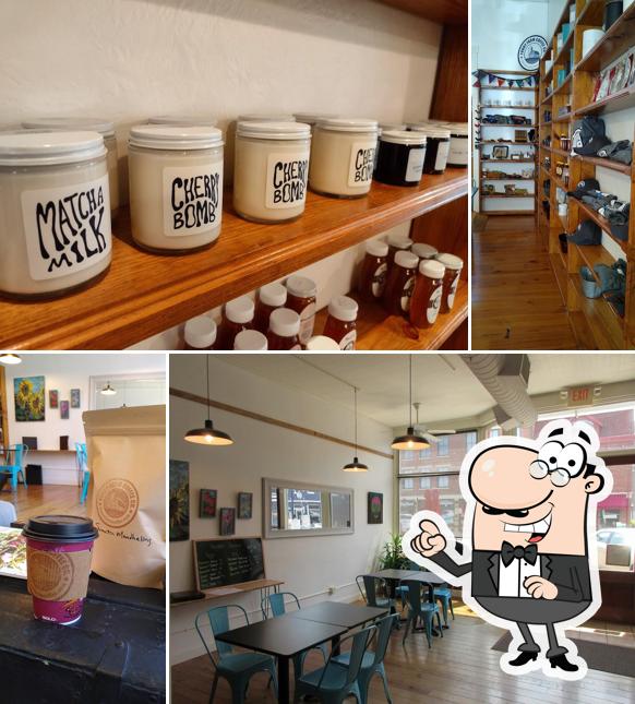 Funny Farm Coffee Company in Lawrenceburg Restaurant menu and reviews
