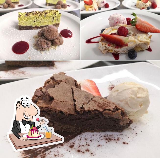 Astley Bank Hotel in Darwen Restaurant menu and reviews