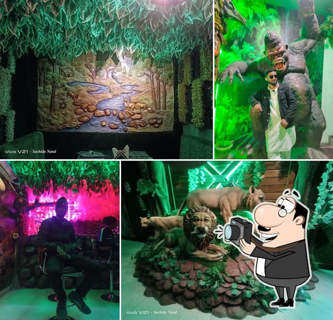 JUNGLE SAFARI RESTAURANT