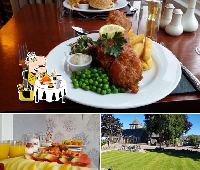 Among different things one can find food and exterior at McInnes House Hotel