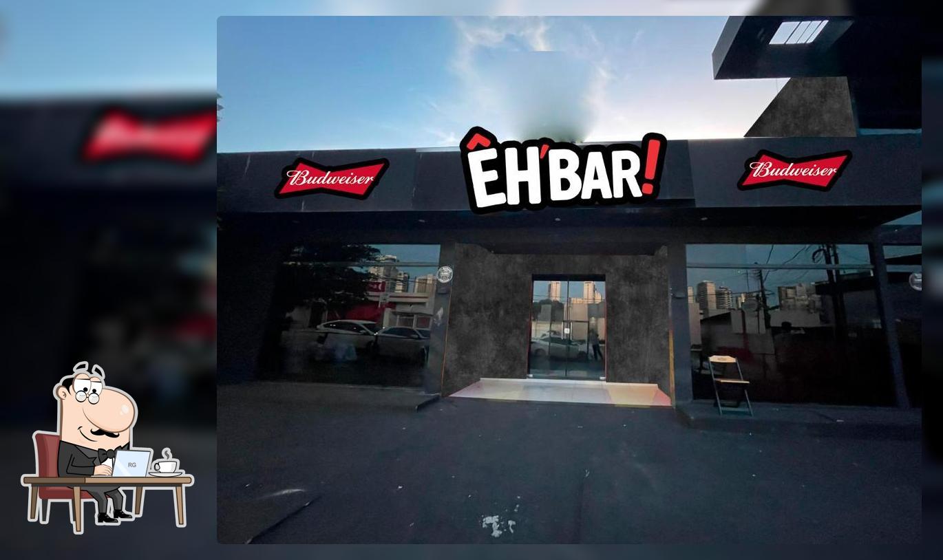Veja imagens do interior do Êh'Bar