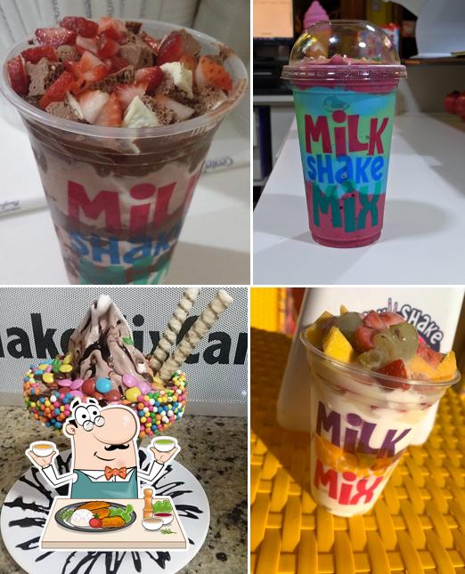 Comida em Milkshake MIX Canes