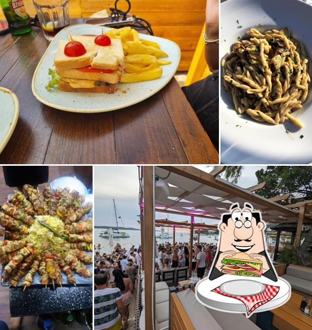 Club sandwich al Hula Hula Hvar - Beach Bar & Restaurant