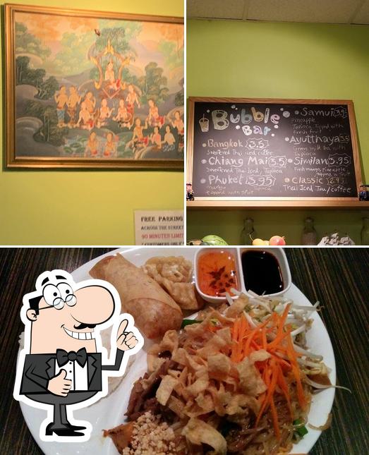 The Thai Grill & Noodle Bar in Chicago Restaurant menu and reviews