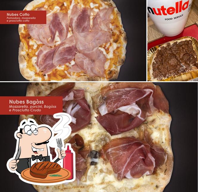 Prova i un pasto a base di carne a Nubes Pizza San Faustino